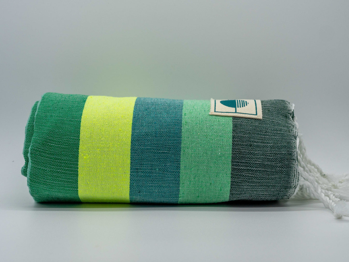 Verde bosque, verde hoja, verde esmeralda, verde neon, verde bandeja, verde aqua