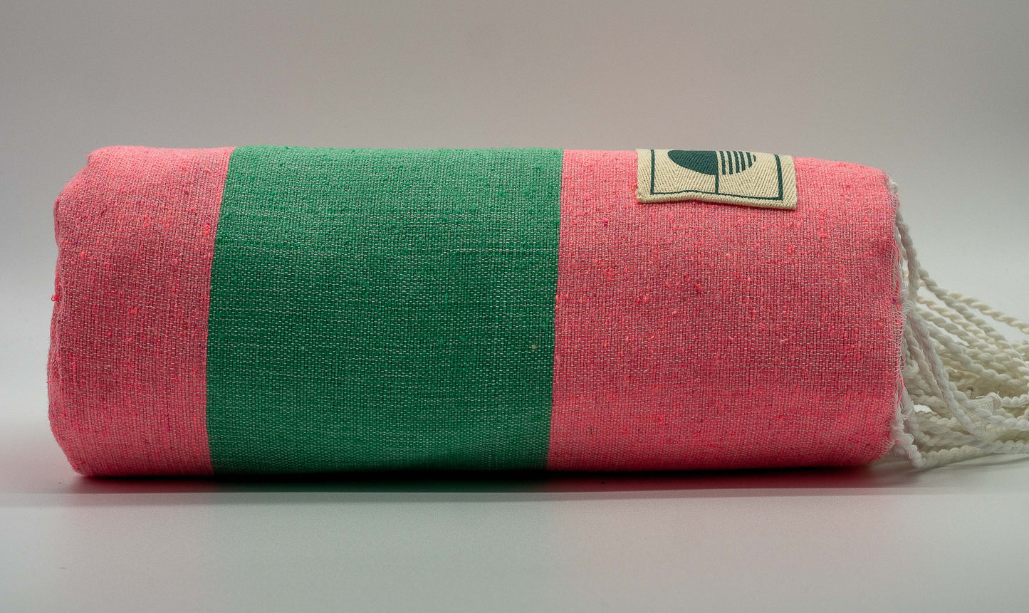 Rosa Neón, Verde Hoja