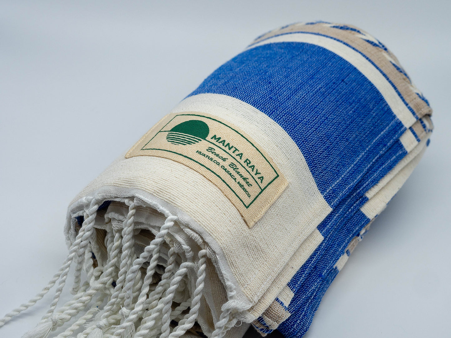 Crudo, Azul Rey, Camello