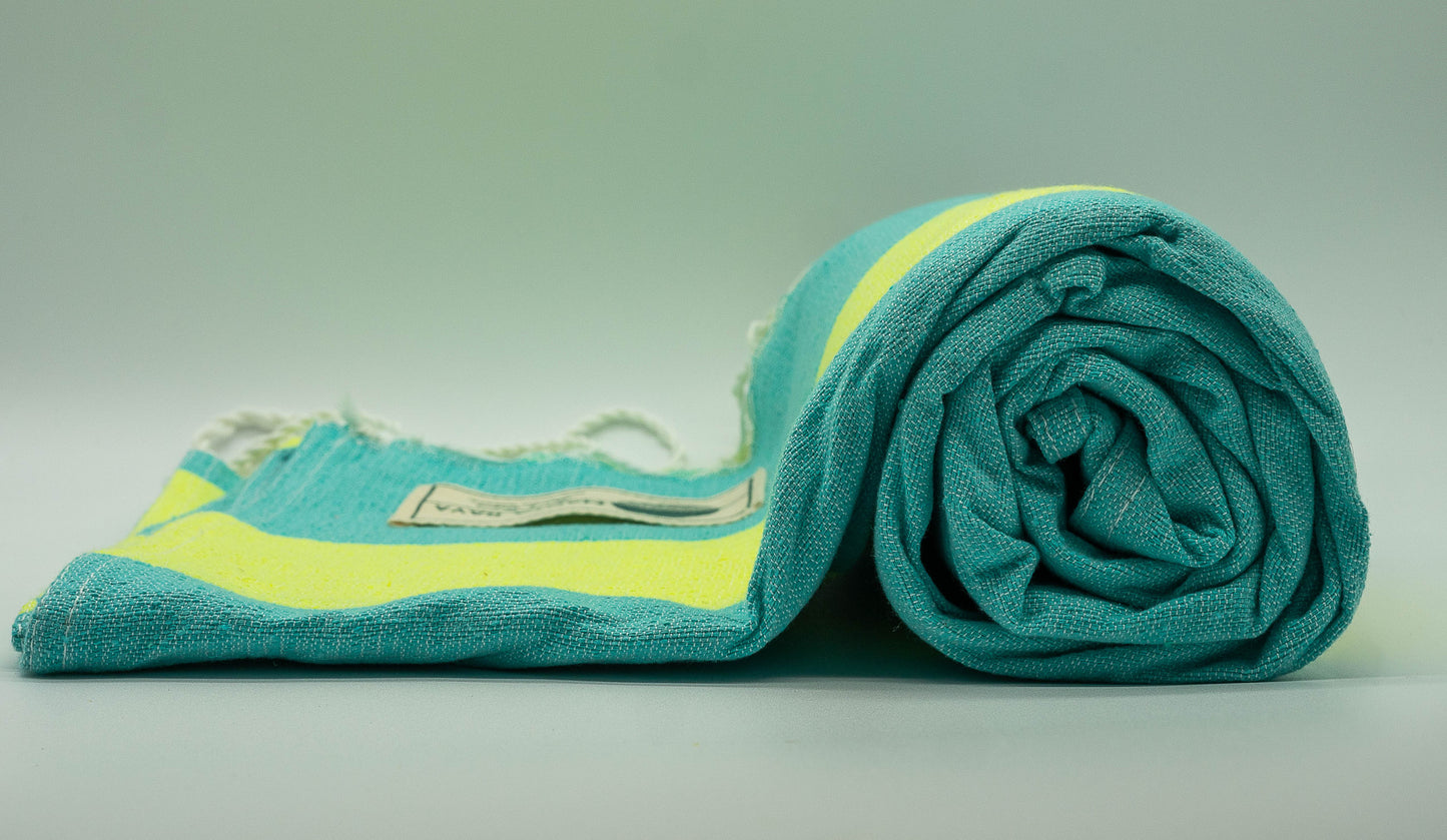 Amarrillo Neon, Aqua